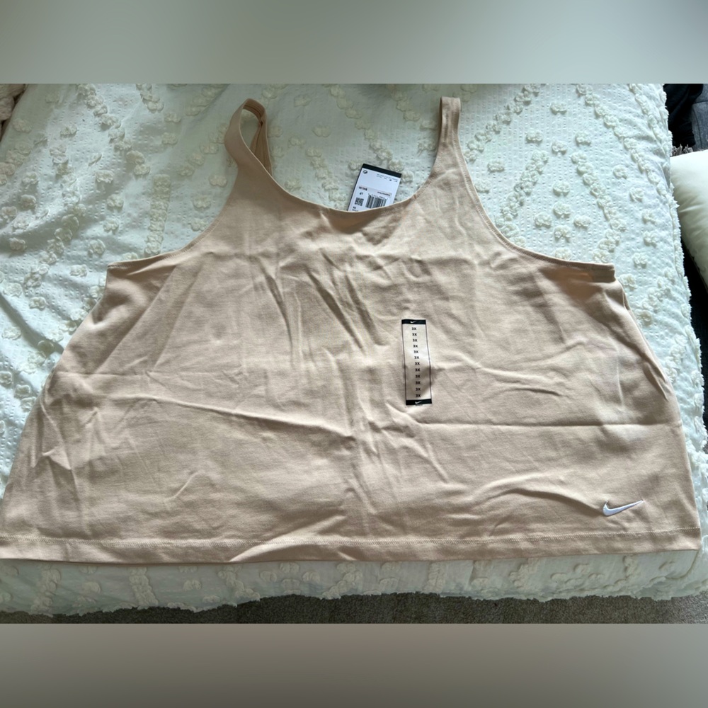 NEW Nike Tank